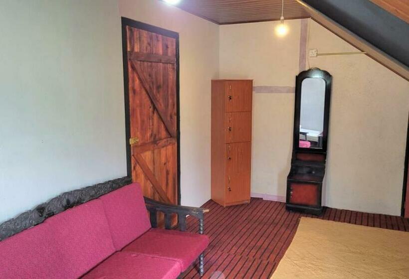 住宿加早餐  Shadow Mask Bungalow