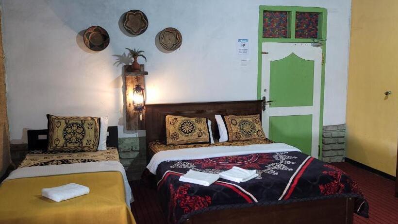 住宿加早餐  Shadow Mask Bungalow