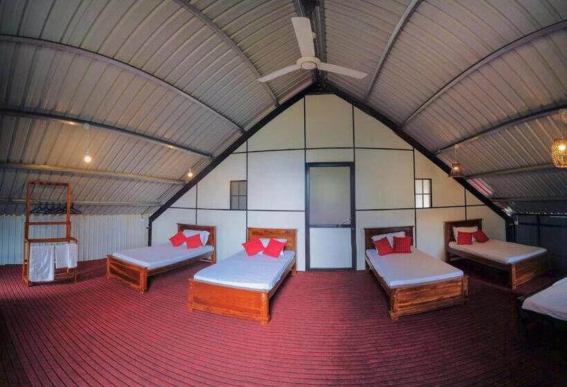 住宿加早餐  Shadow Mask Bungalow