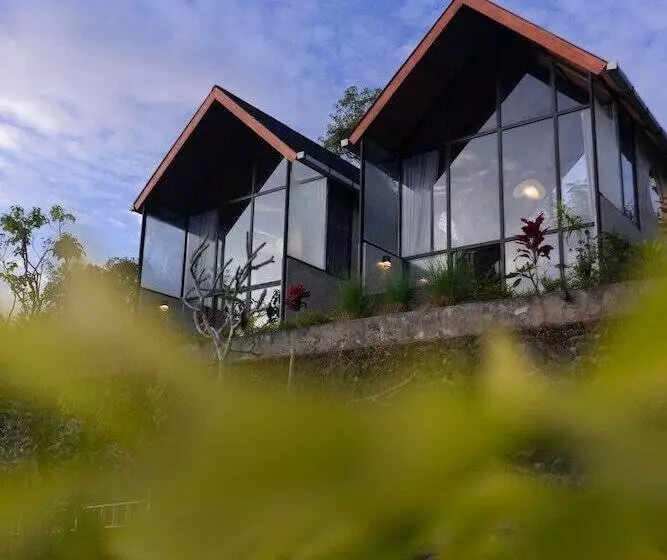 ホテル Mountain Peak Kintamani