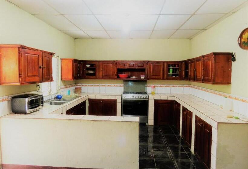 膳宿费 Hostal Casa Enma