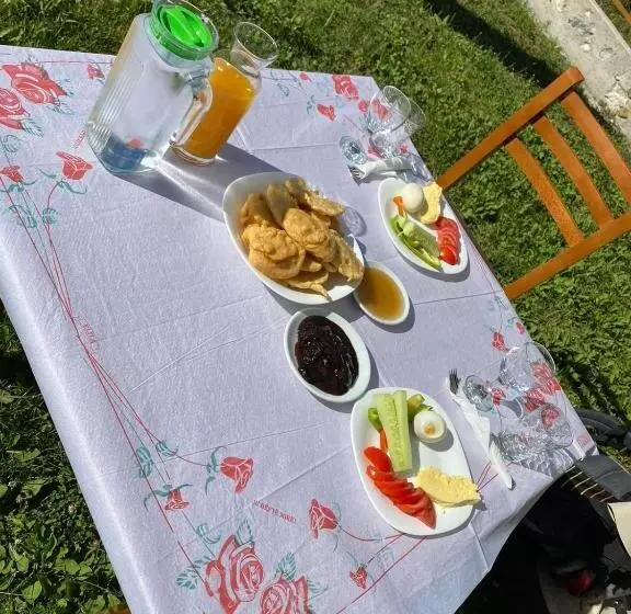 Pensión Villa Belinis