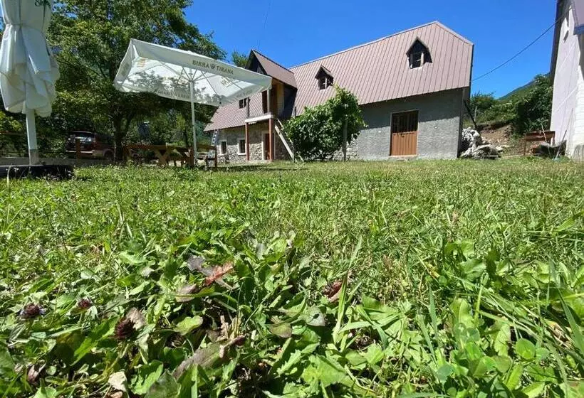 Pensión Villa Belinis