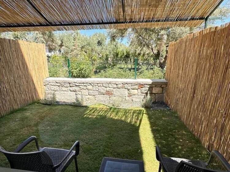 Capo Calaberno Aparts