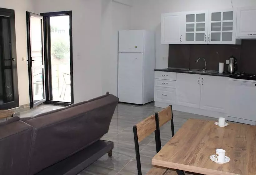 Capo Calaberno Aparts