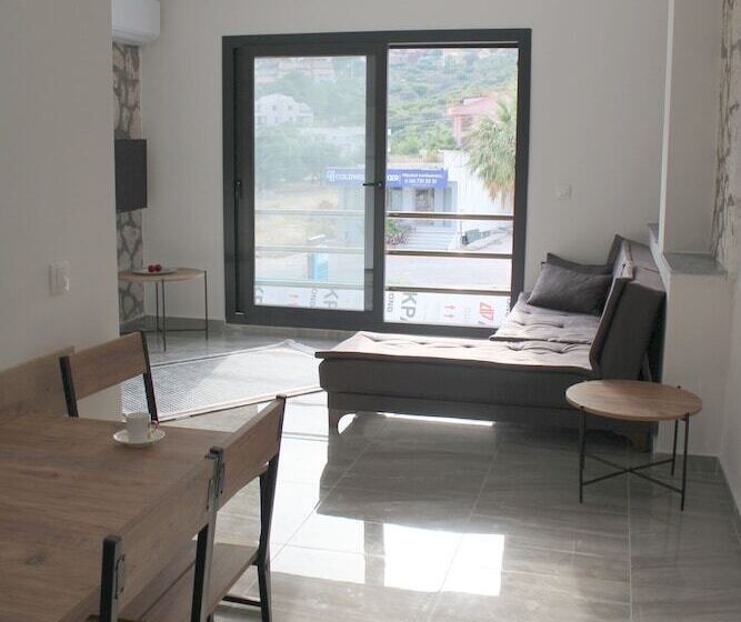 Capo Calaberno Aparts