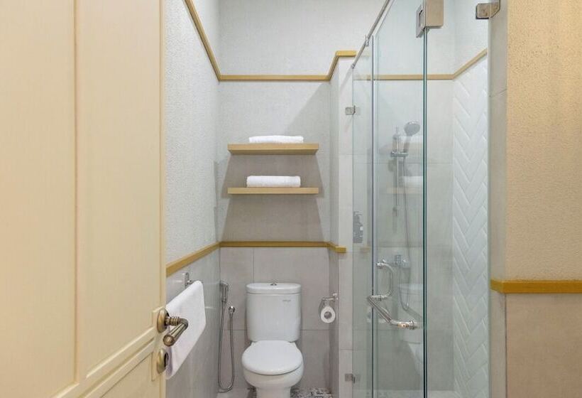 호텔 Casa Living Senopati