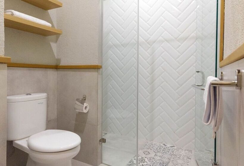 호텔 Casa Living Senopati