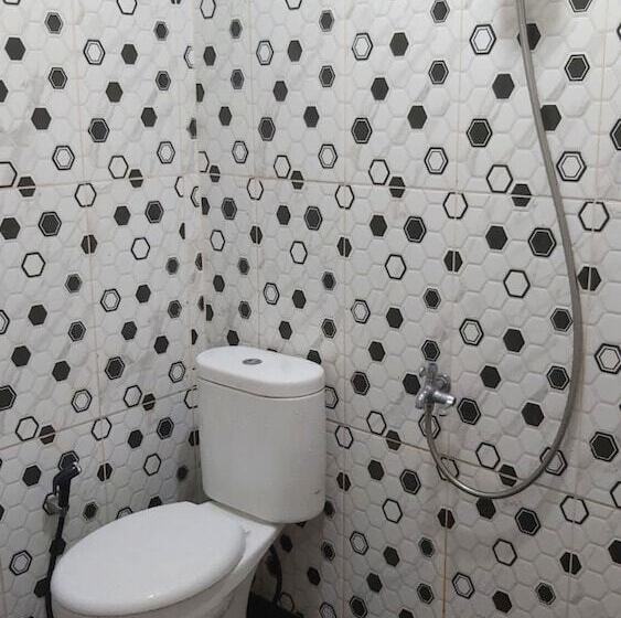 酒店 Oyo 92586 Happy 777