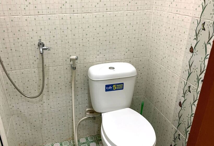 酒店 Oyo 92586 Happy 777