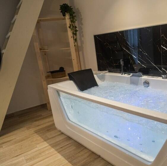 펜션 Sensoria Naxos Suites