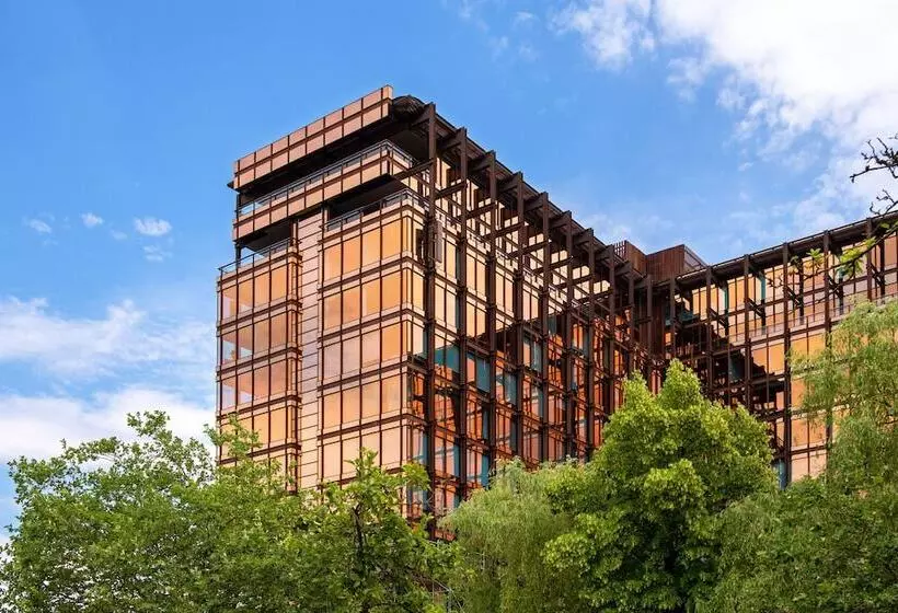 ホテル Mix Brussels   Gym & Wellness For Adults Only