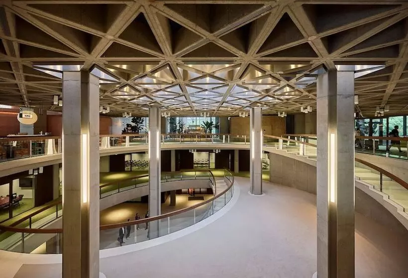 ホテル Mix Brussels   Gym & Wellness For Adults Only