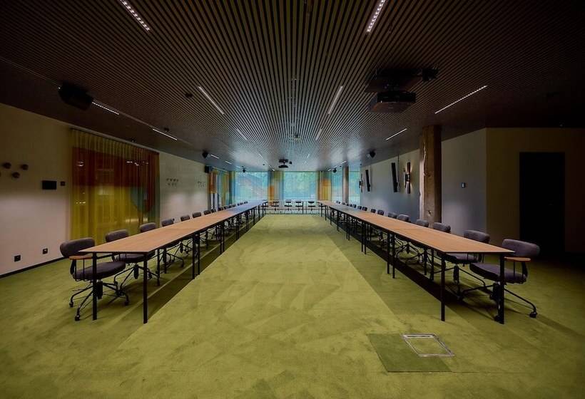 ホテル Mix Brussels   Gym & Wellness For Adults Only