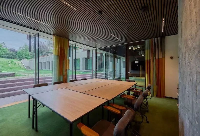 ホテル Mix Brussels   Gym & Wellness For Adults Only