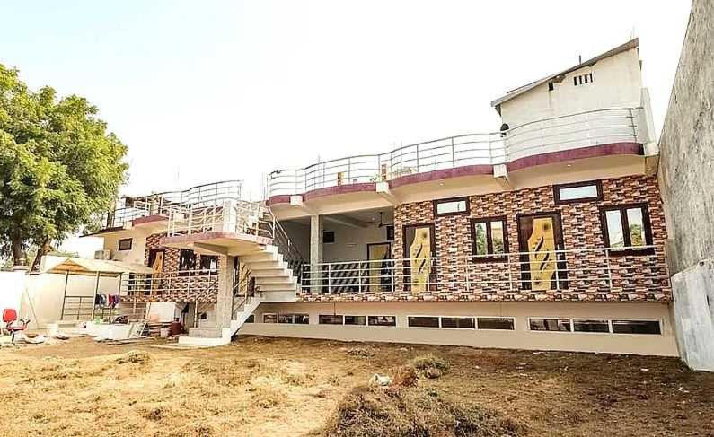 Отель Oyo 81219 Kamal