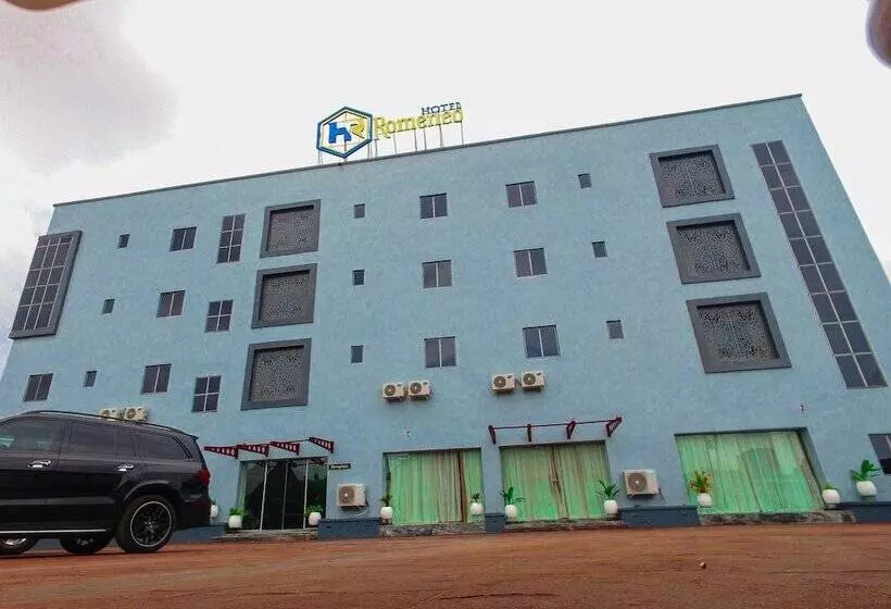هتل Romeneo Grand Royal