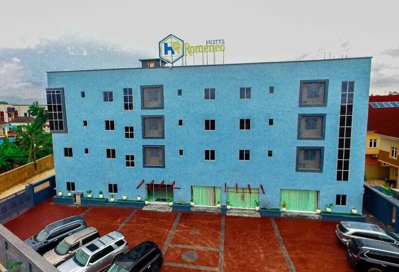 هتل Romeneo Grand Royal