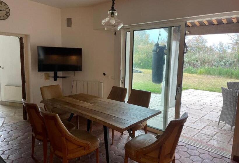 Lou Kif Hostel Votre Auberge En Camargue