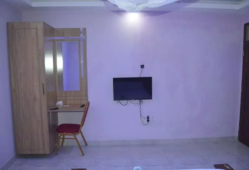 Peacock Court Hotel, Kilifi