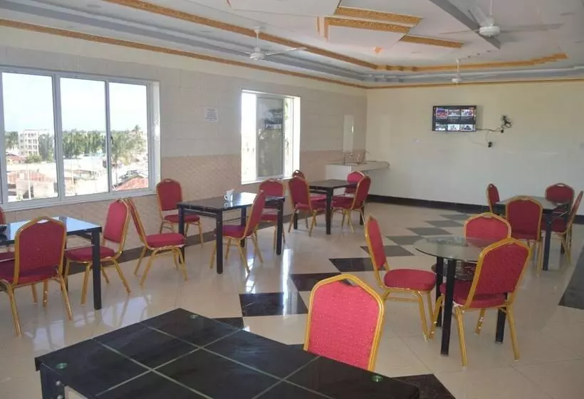 Peacock Court Hotel, Kilifi