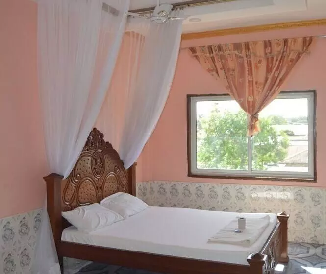 Peacock Court Hotel, Kilifi