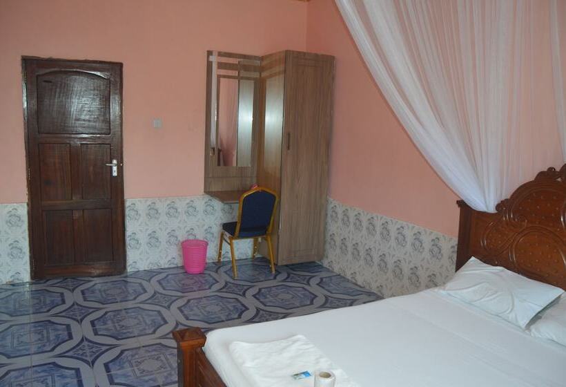 Peacock Court Hotel, Kilifi