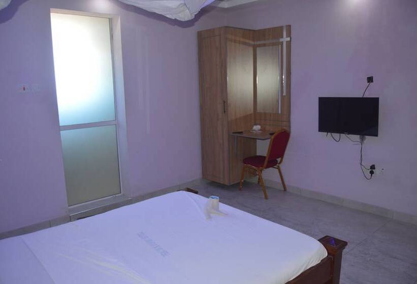 Peacock Court Hotel, Kilifi