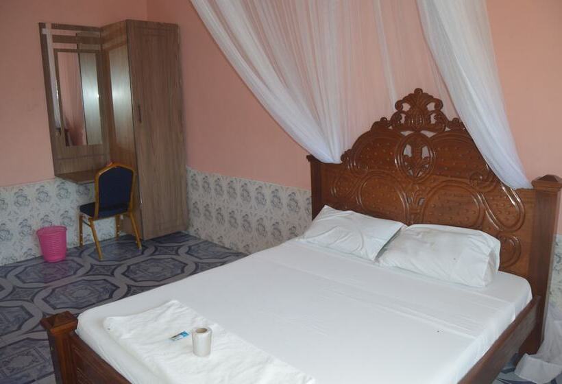 Peacock Court Hotel, Kilifi