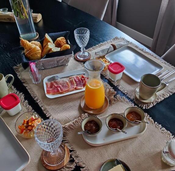 פנסיון Le Clos Des Crins