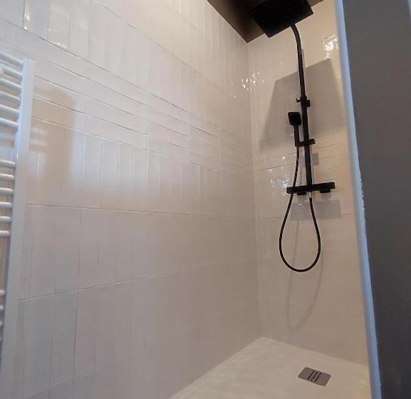 פנסיון Le Clos Des Crins