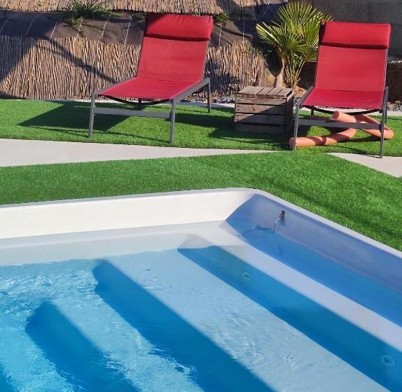 פנסיון Le Clos Des Crins