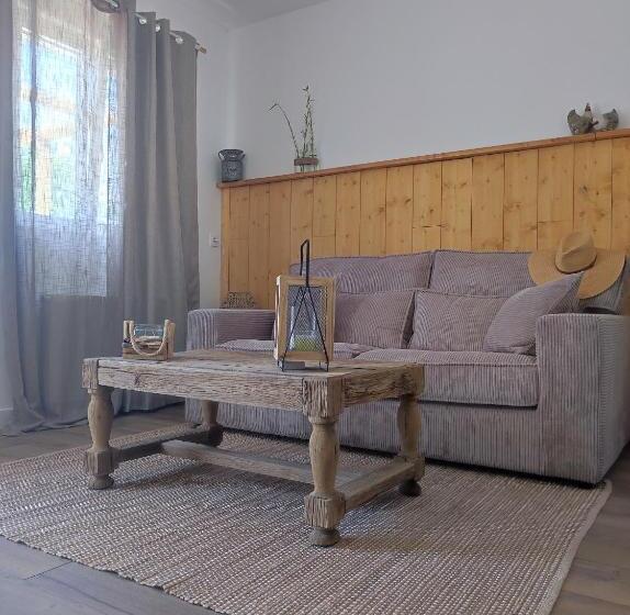 פנסיון Le Clos Des Crins