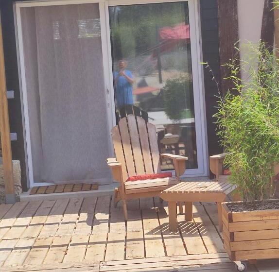 פנסיון Le Clos Des Crins