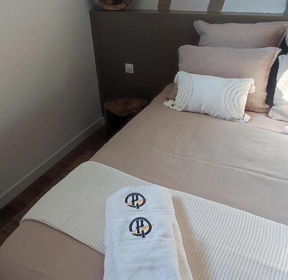 פנסיון Le Clos Des Crins