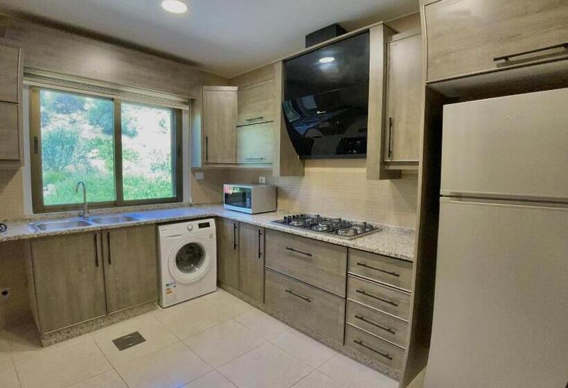 هاستل Fragrant Rose