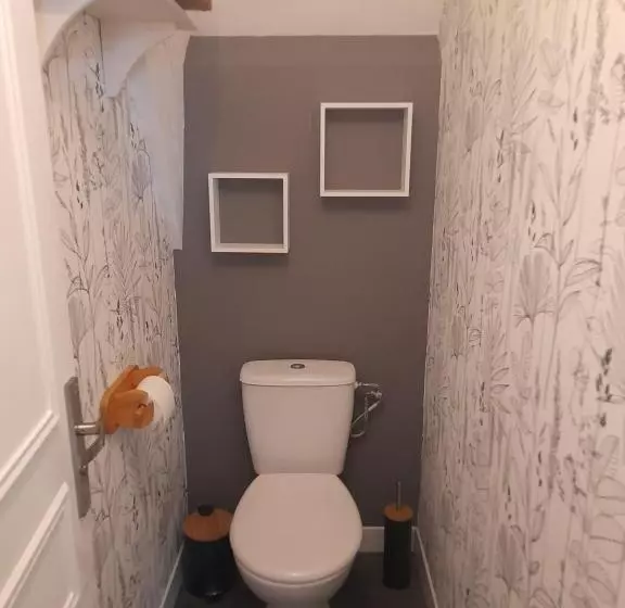 ベッドアンドブレックファースト Le Plantard