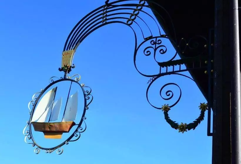 ベッドアンドブレックファースト Schiff Kesswil