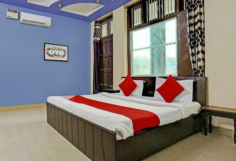 هتل Oyo Flagship 81356 J Banquets
