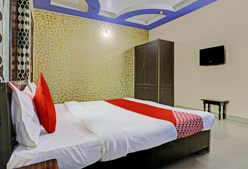 هتل Oyo Flagship 81356 J Banquets