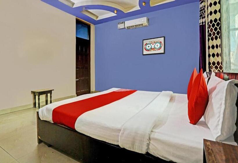 هتل Oyo Flagship 81356 J Banquets