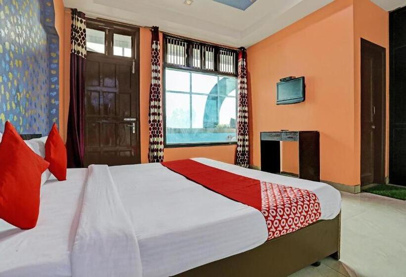 هتل Oyo Flagship 81356 J Banquets