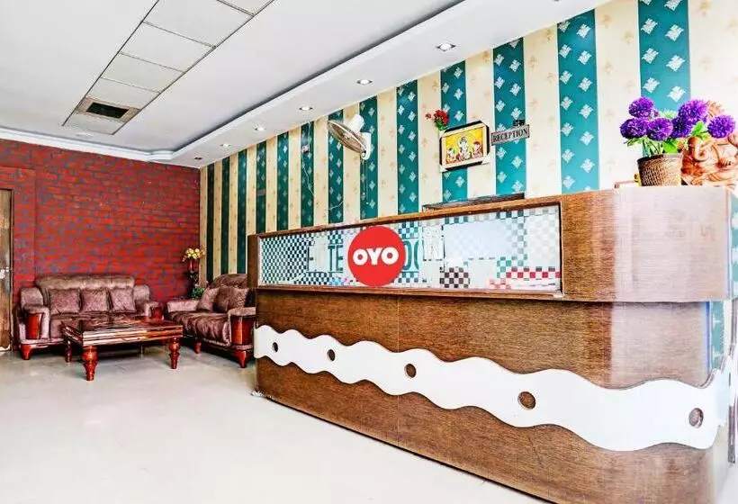 ホテル Oyo Flagship 81356 J  Banquets