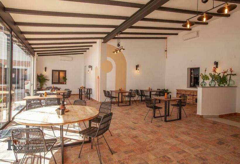 Отель Rural El Turuñuelo