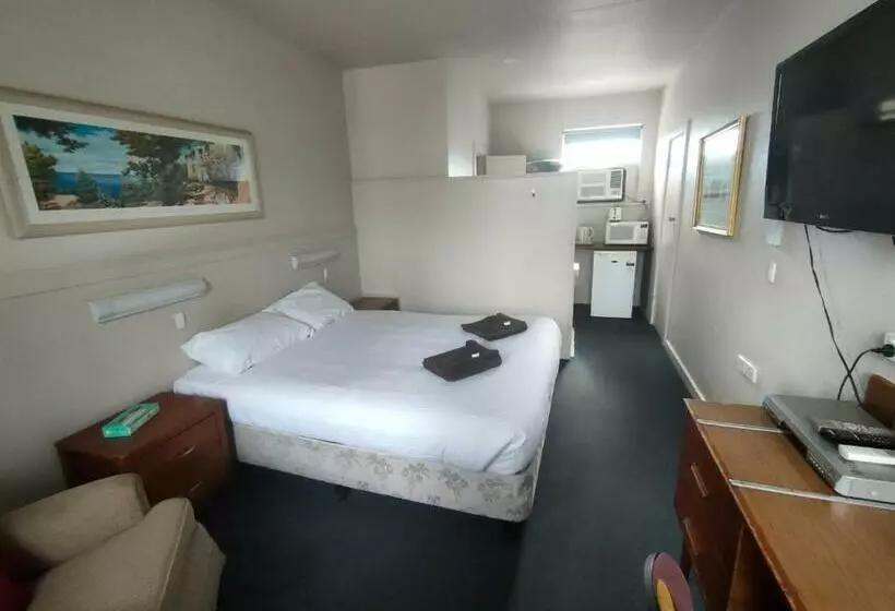 International Hotel Motel