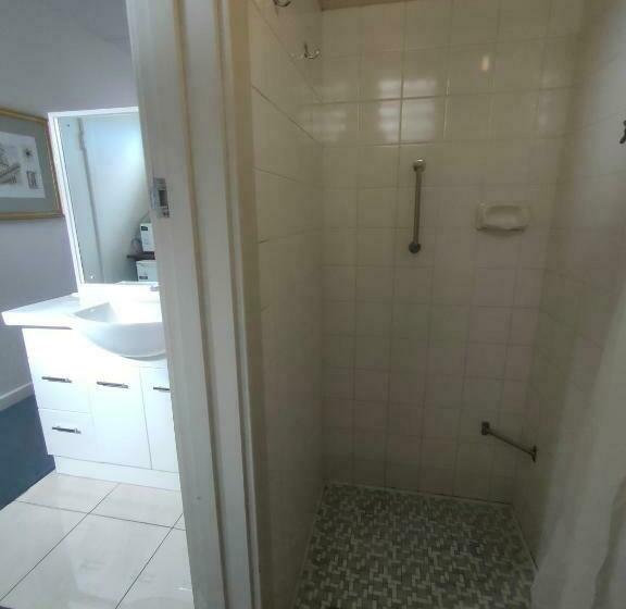 International Hotel Motel