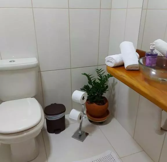 ユースホステル Pousada Ninhal Das Garças