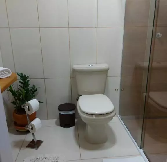 ユースホステル Pousada Ninhal Das Garças