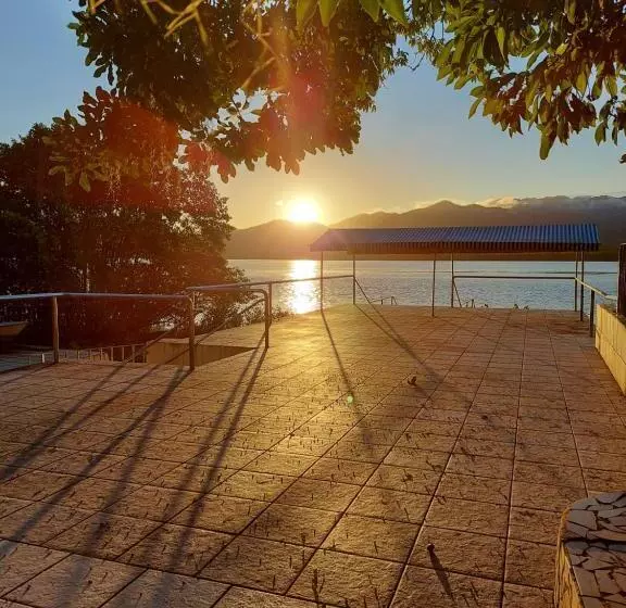 ユースホステル Pousada Ninhal Das Garças