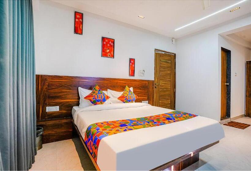 Fabhotel Crystal Inn   Nr Suvarndeep Chowk